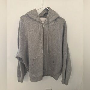 Brandy Melville Zip Up